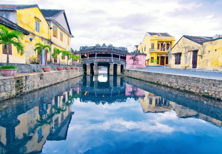Free morning and departure to Hoi An