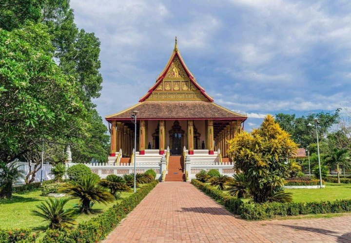 Discovery of Vientiane city, the capital of Laos 